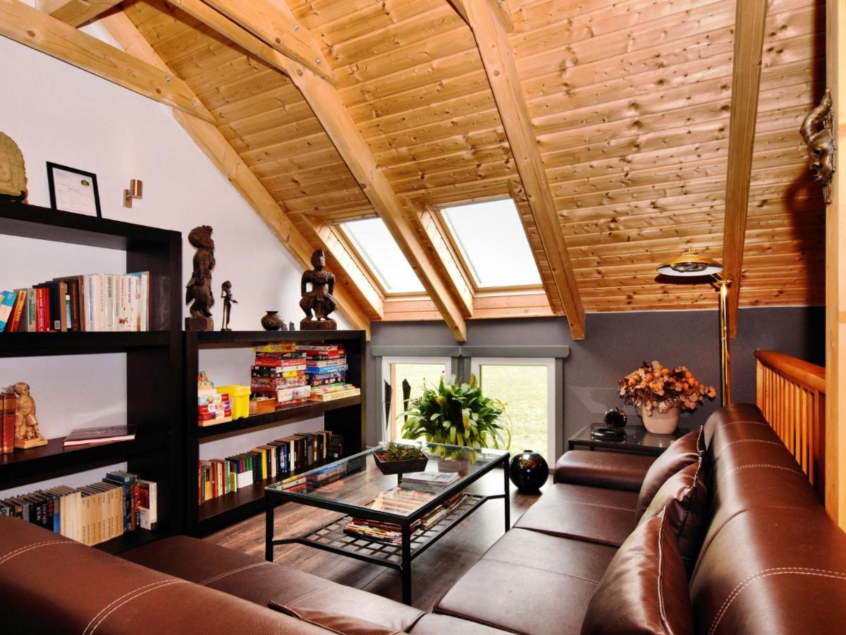 Beautiful Villa With Heated Outdoor Pool Manhay Eksteriør bilde