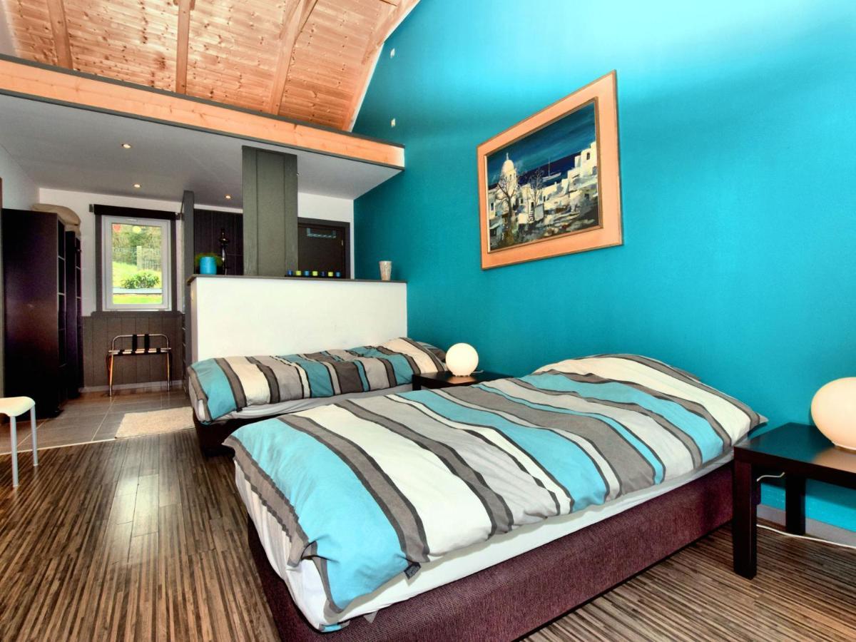 Beautiful Villa With Heated Outdoor Pool Manhay Eksteriør bilde